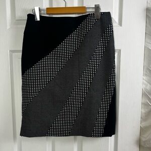 Worthington mid length skirt size 10